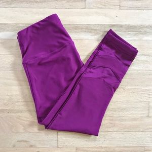 90 Degree Magenta Cropped Leggings
